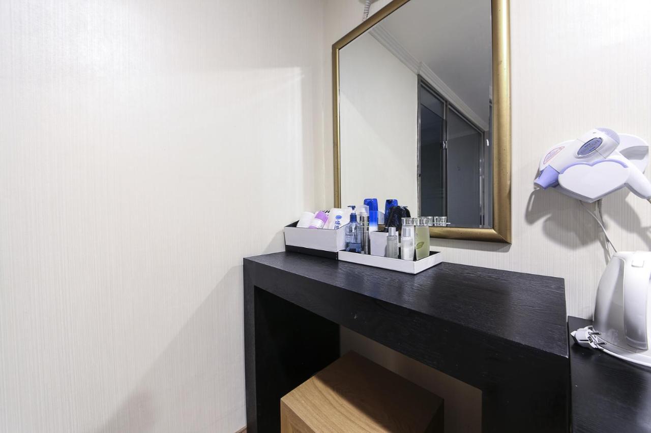 Central Hotel Changwon Εξωτερικό φωτογραφία