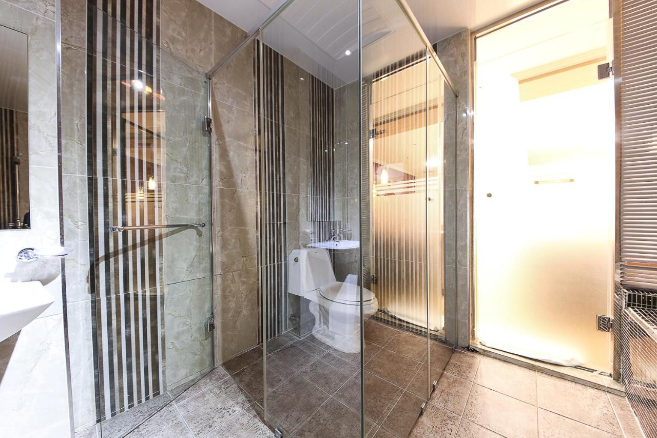 Central Hotel Changwon Εξωτερικό φωτογραφία