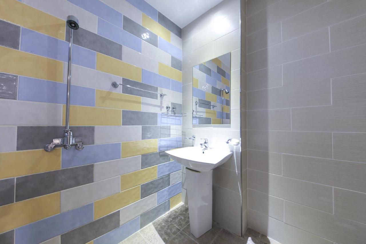 Central Hotel Changwon Εξωτερικό φωτογραφία