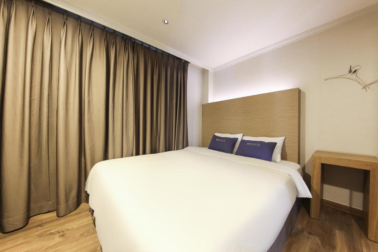 Central Hotel Changwon Εξωτερικό φωτογραφία