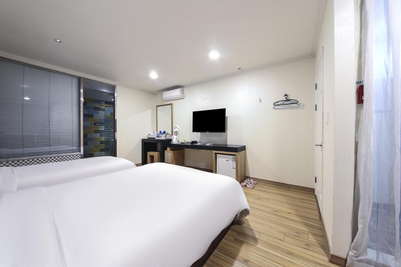 Central Hotel Changwon Εξωτερικό φωτογραφία